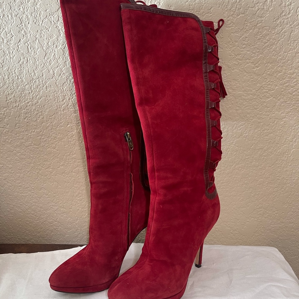 Boots - Picture 3 of 13